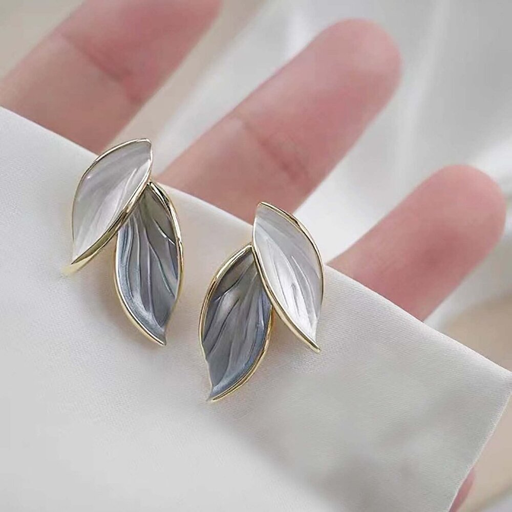 Fashion Leaf Stud Earrings For Women Enamel Earrings Jewelry - Picture 3 of 5